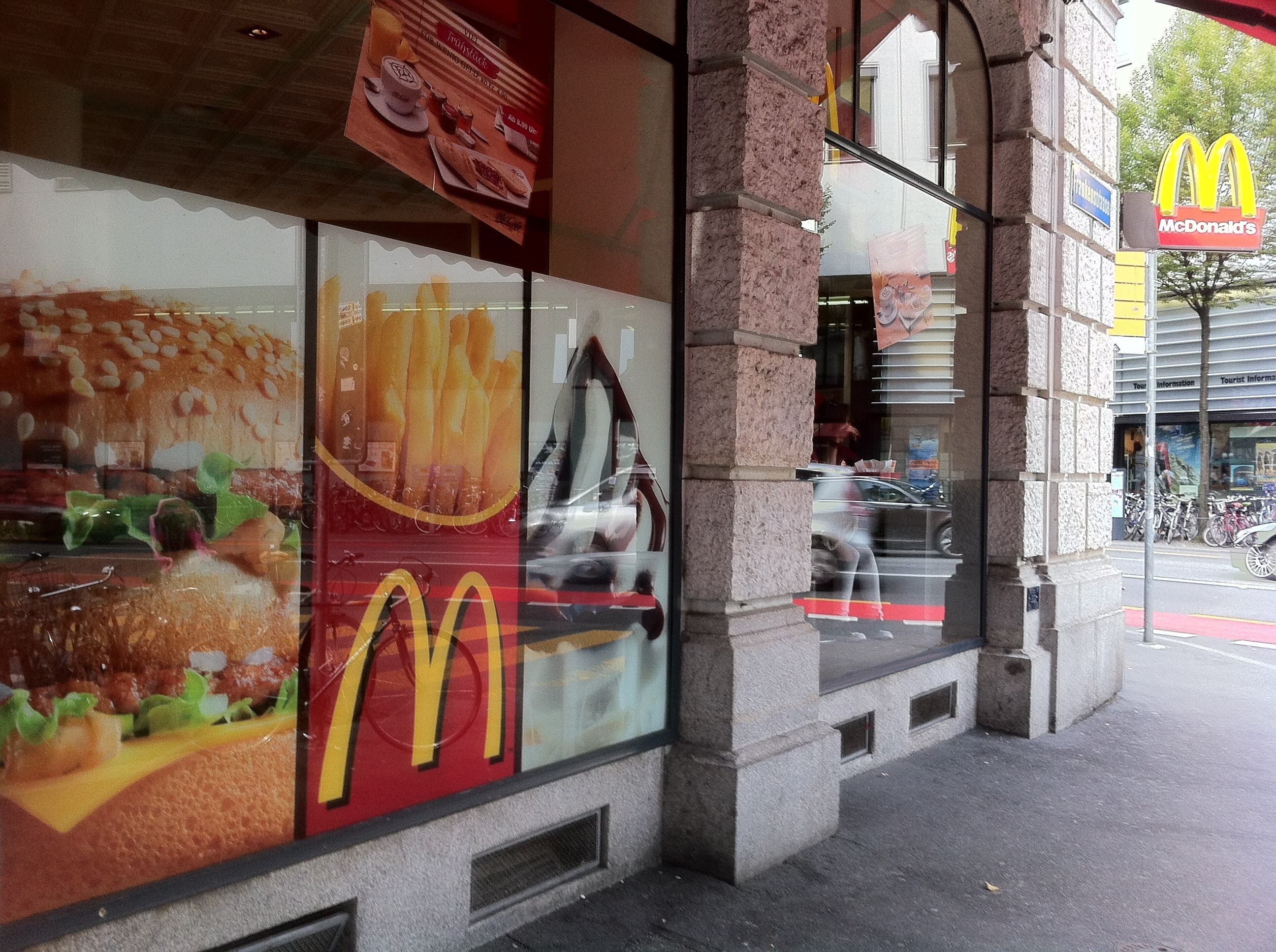 McDonald's Restaurant Restaurant in Luzern Öffnungszeiten Adresse