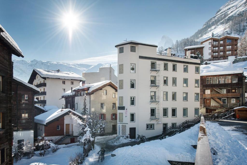 B&B CHARME-INN