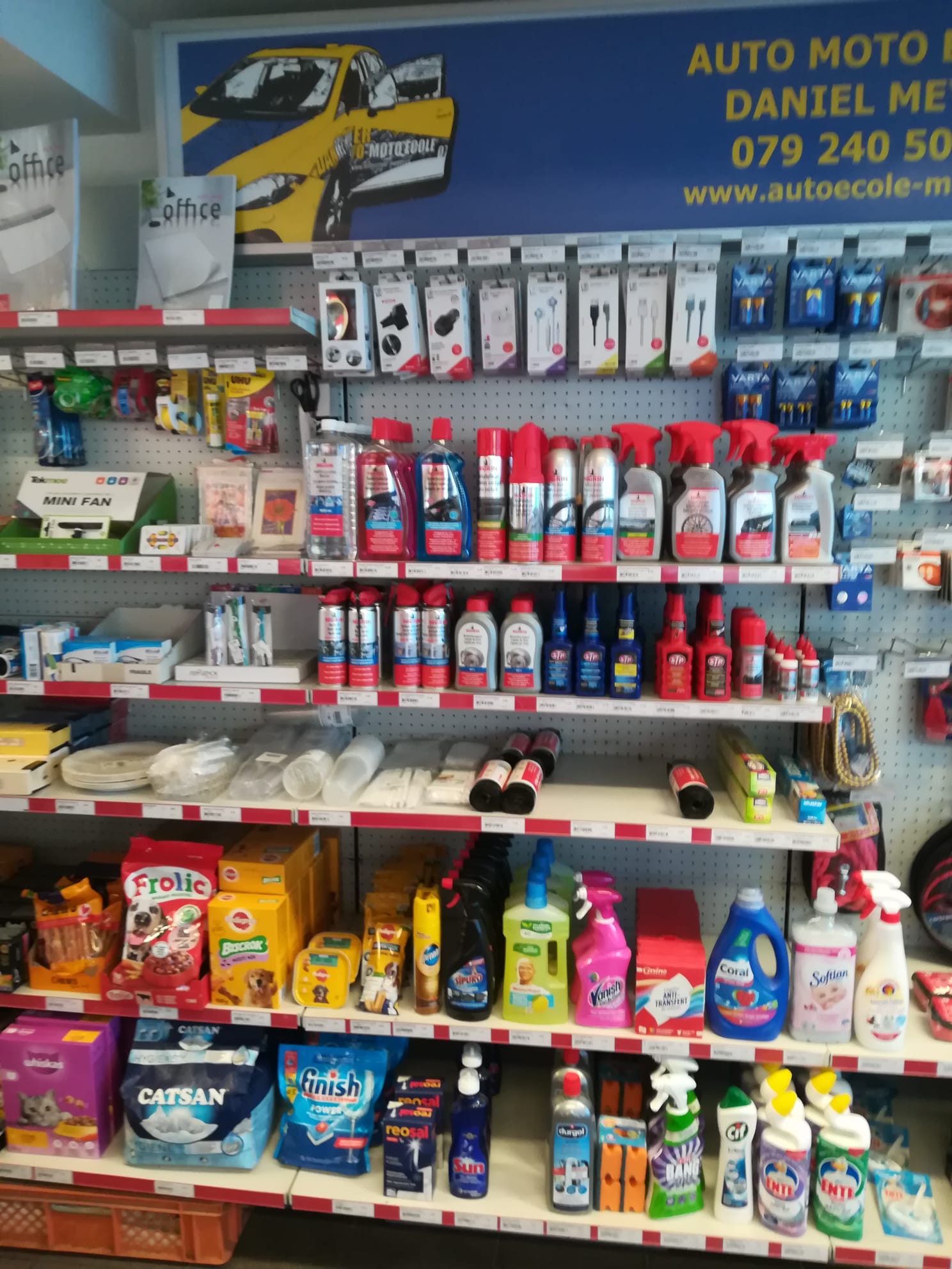 Mini Prix Station essence / Mini Prix Tankstelle – click to enlarge the panorama picture