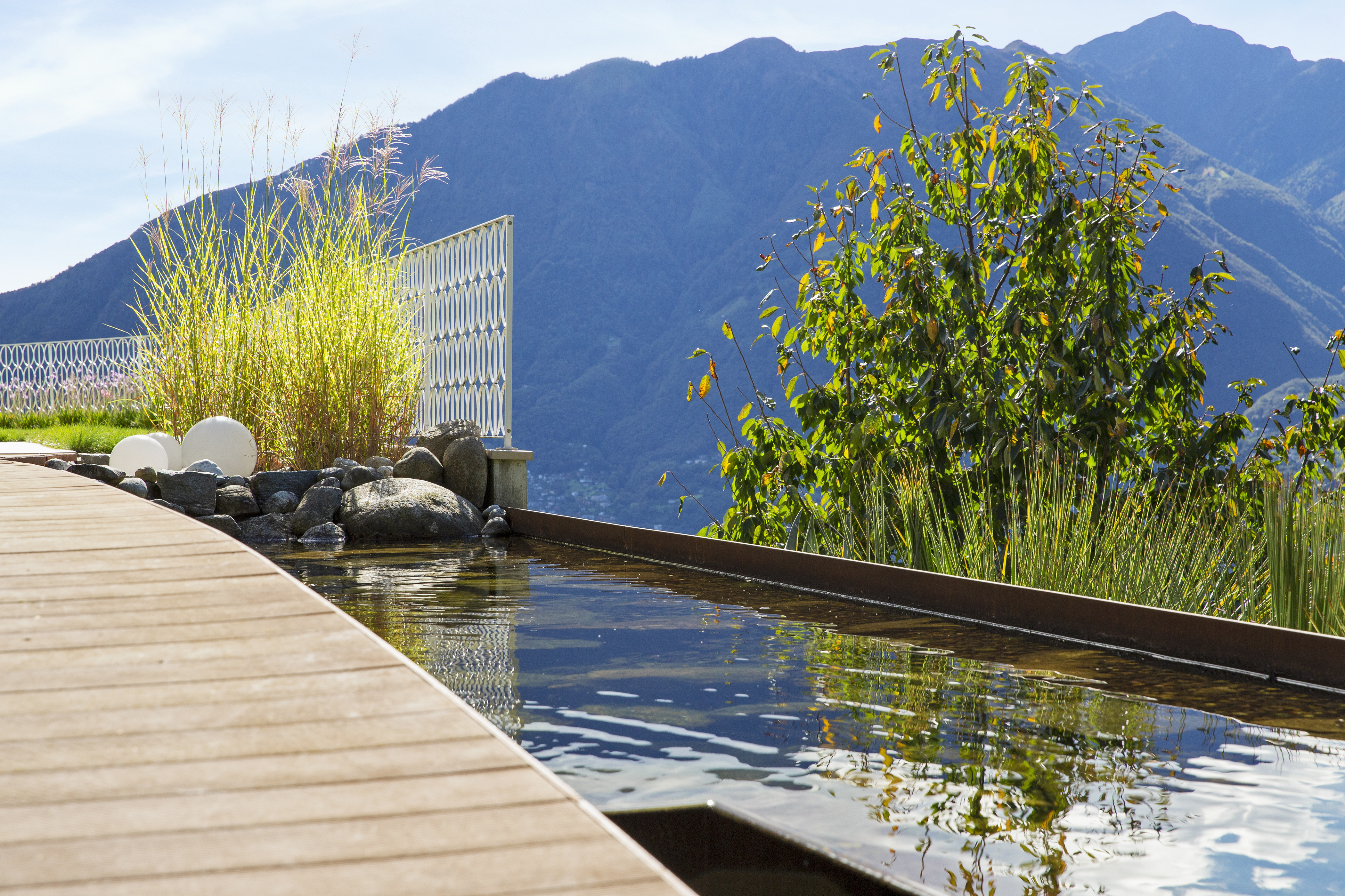 AQVA Irrigation & Outdoor Lighting Solutions - AQVA Sagl – click to enlarge the panorama picture