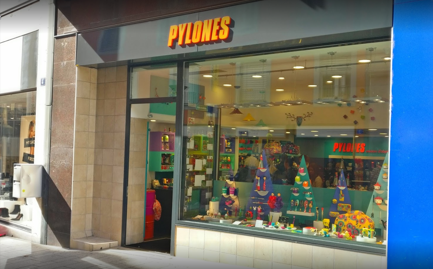 Pylones Cadeaux à Lausanne Heures d'ouverture Adresse Téléphone