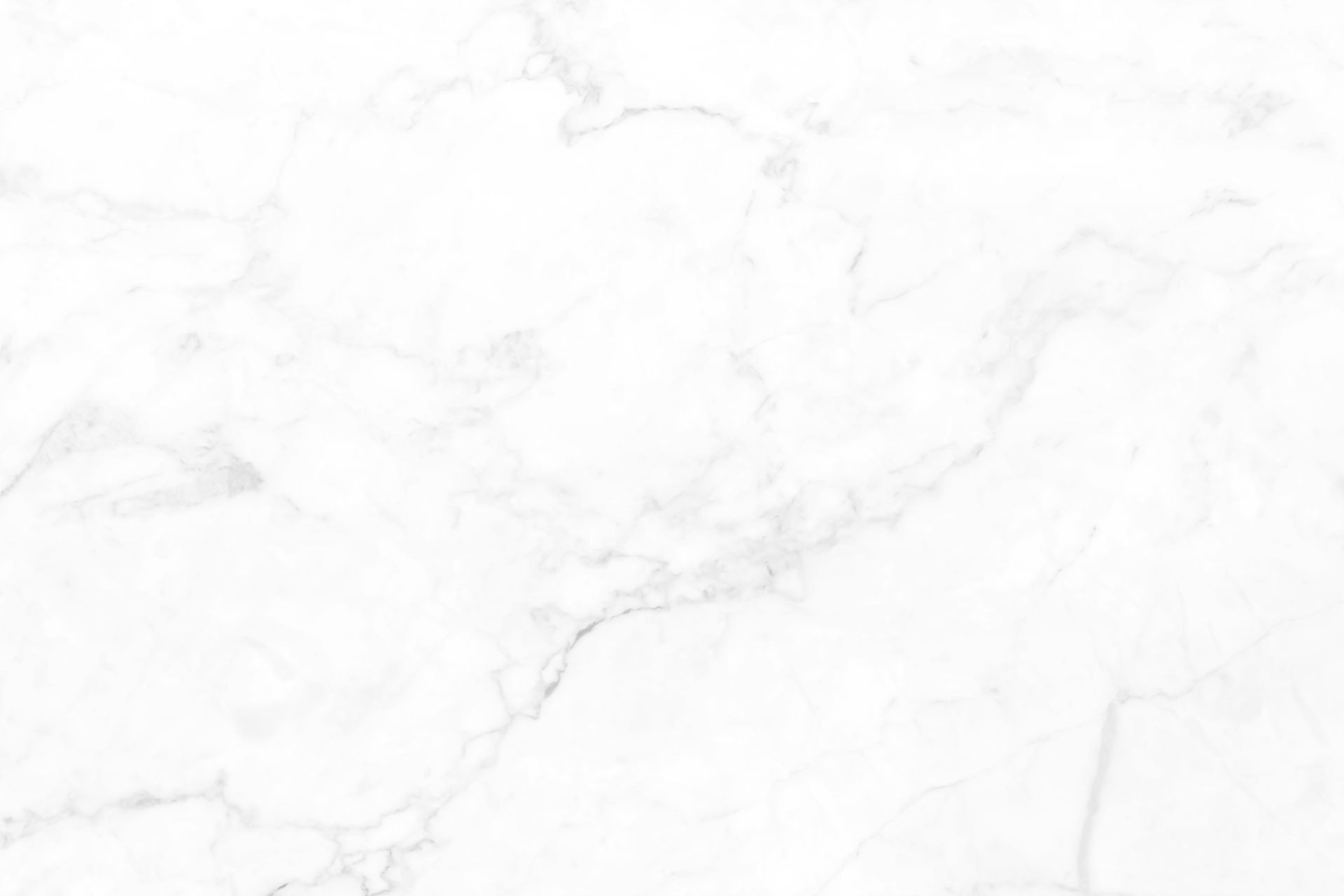 Lavish Nails and Lashes Maury