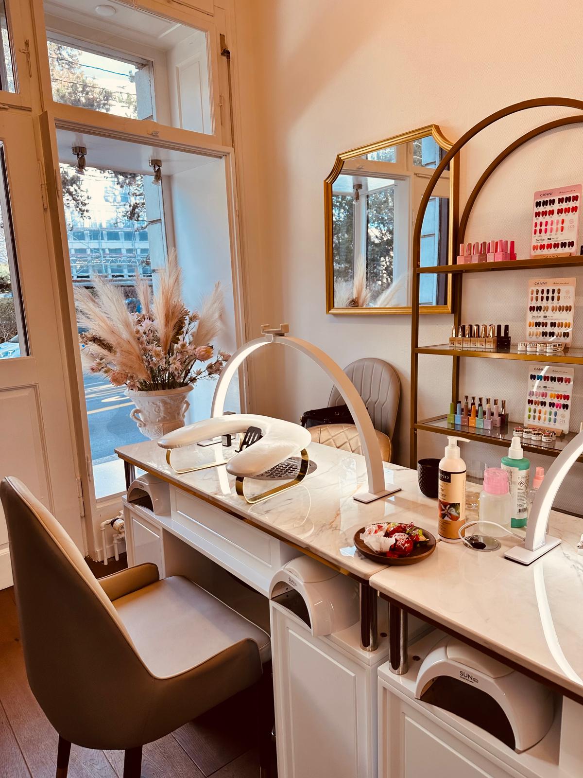 MoriNails – cliquer pour agrandir l’image panoramique