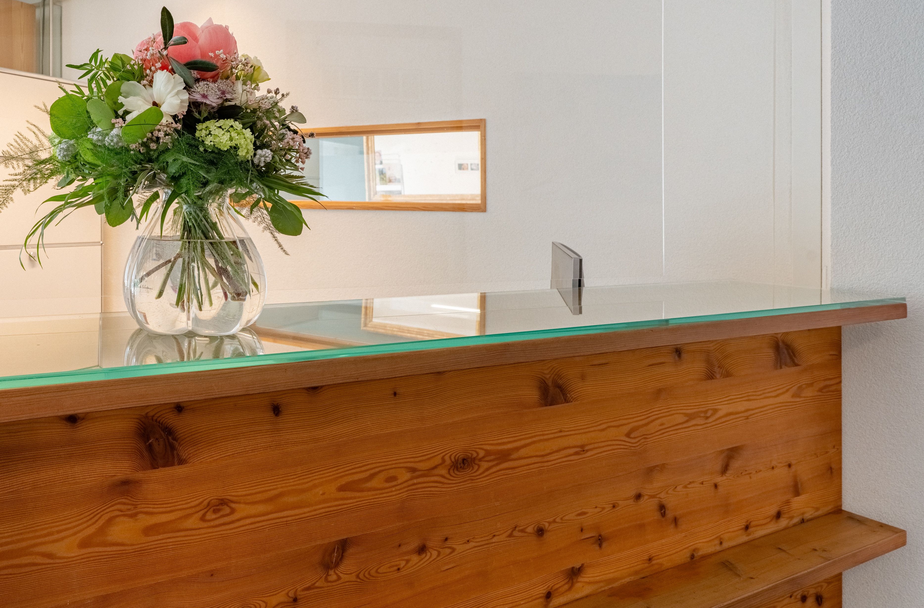 Dr. med. dent. Ursula Rohrer Sonderegger-Logo