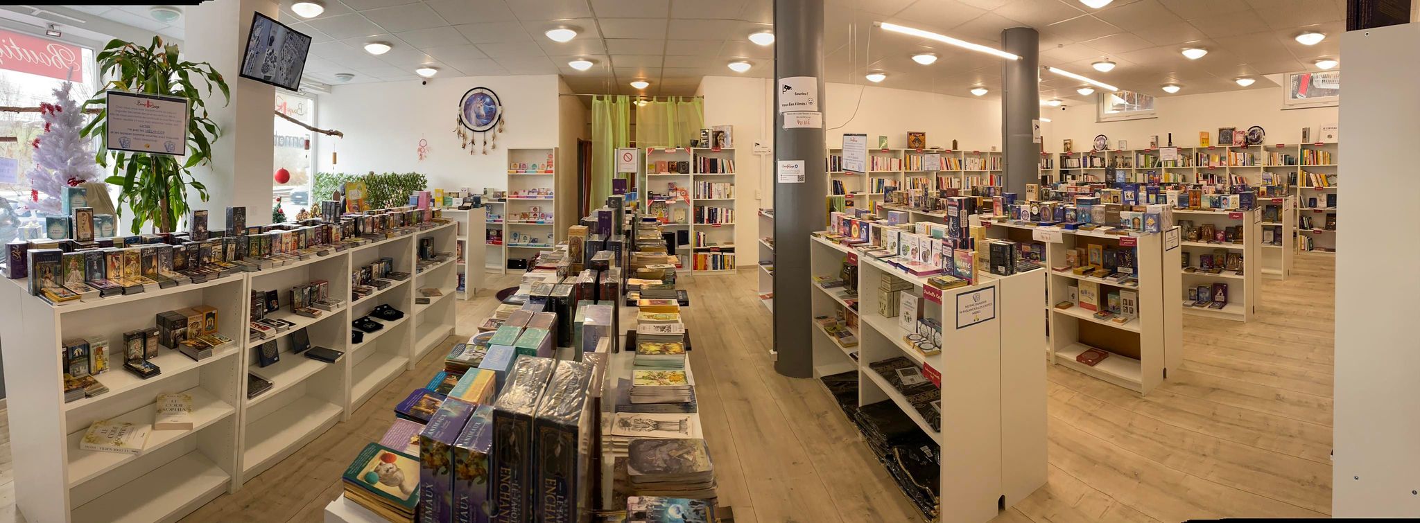 Boutique ésotérique Bougie Rouge - Cliccare per ingrandire l’immagine panoramica