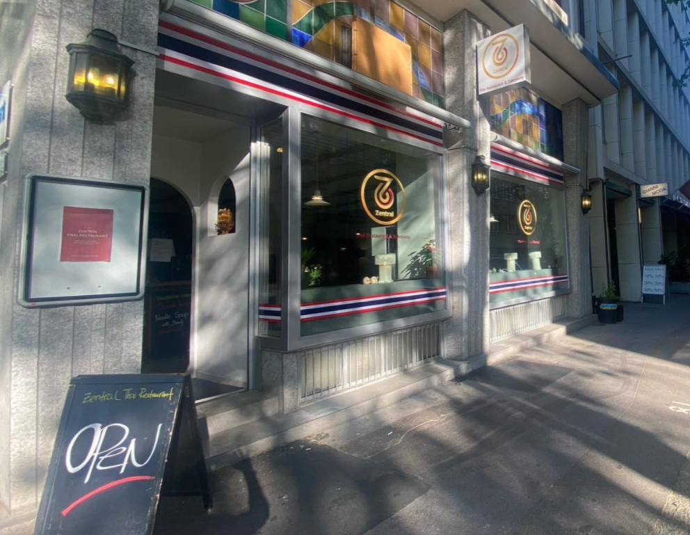 Zentral Thai Restaurant – click to enlarge the panorama picture