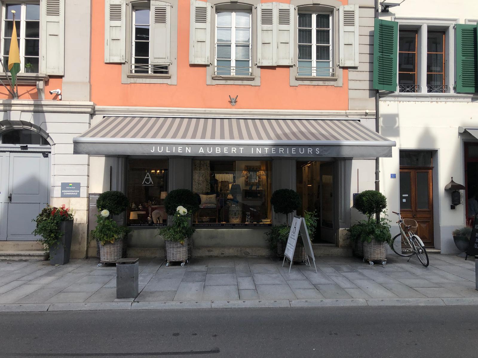 Julien Aubert Intérieurs, L'Abatjouriste (Artina)