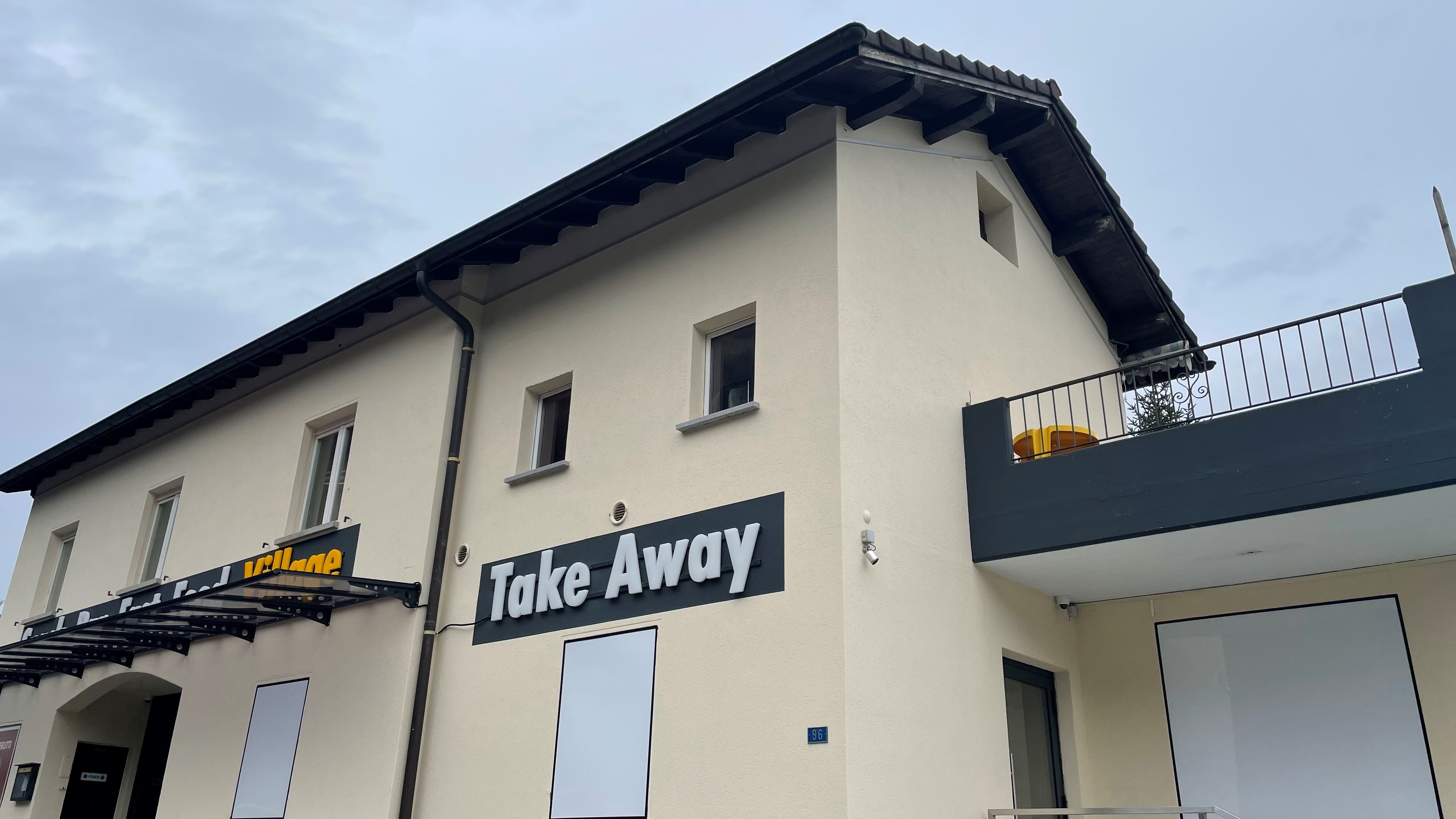 Snack Bar Village Restaurant in Cadenazzo Öffnungszeiten Adresse