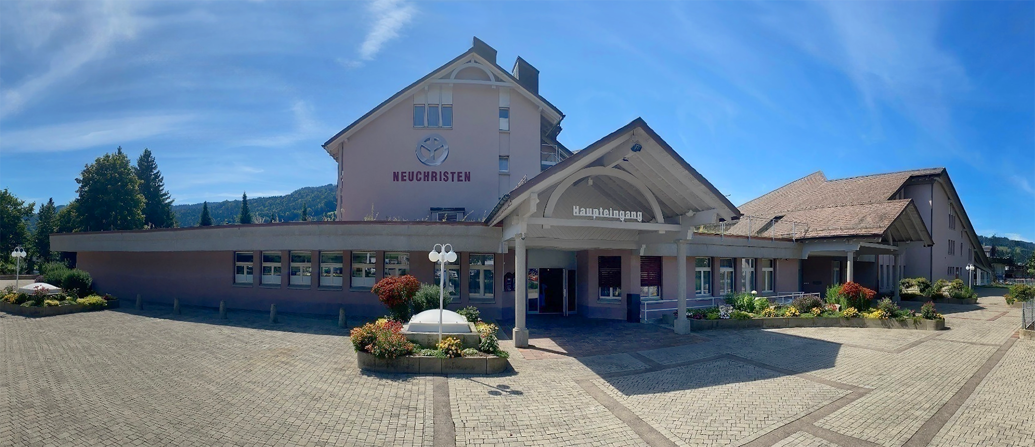 Neuchristen - Cliccare per ingrandire l’immagine panoramica