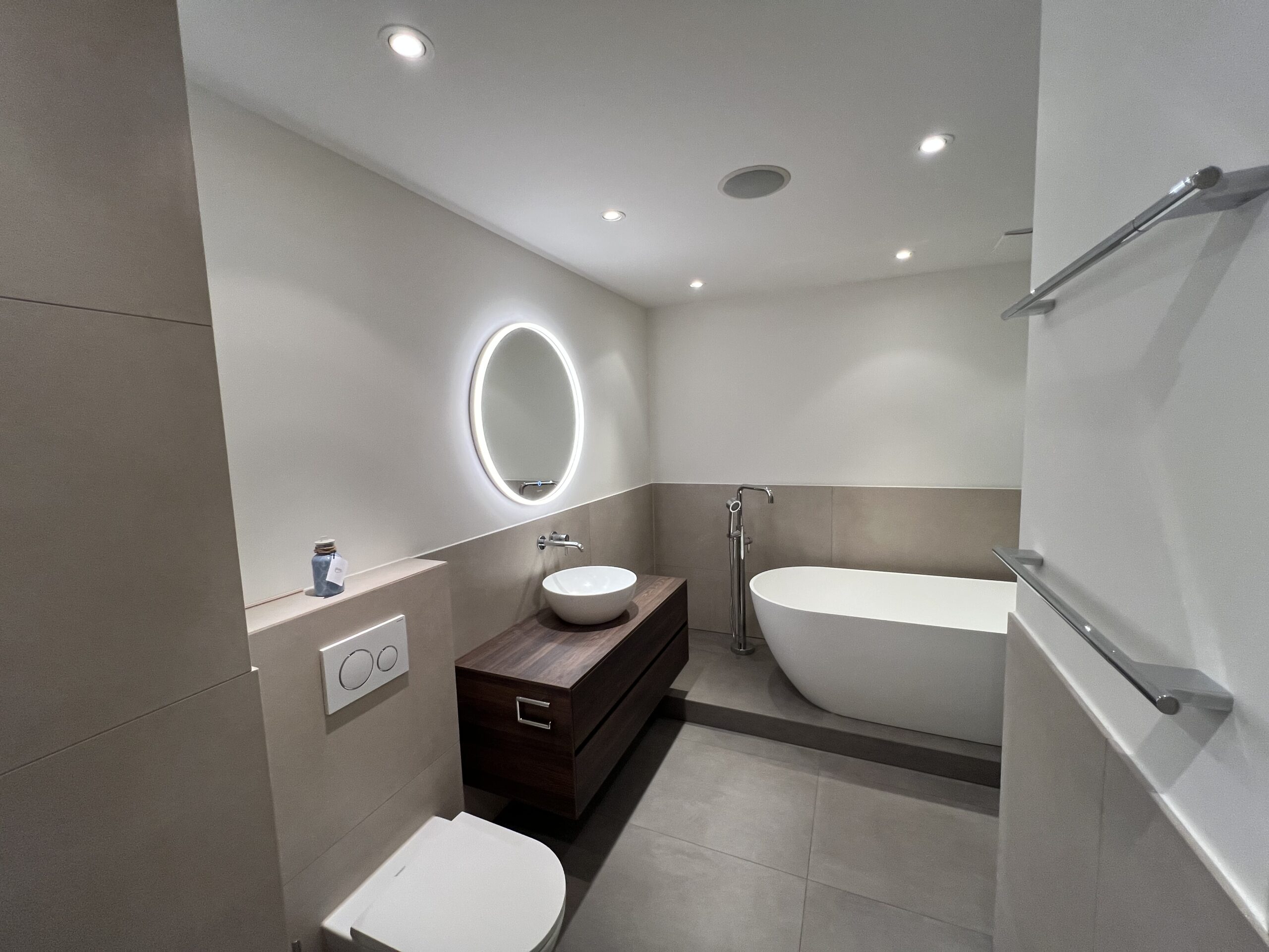 Paric Plattenbeläge GmbH