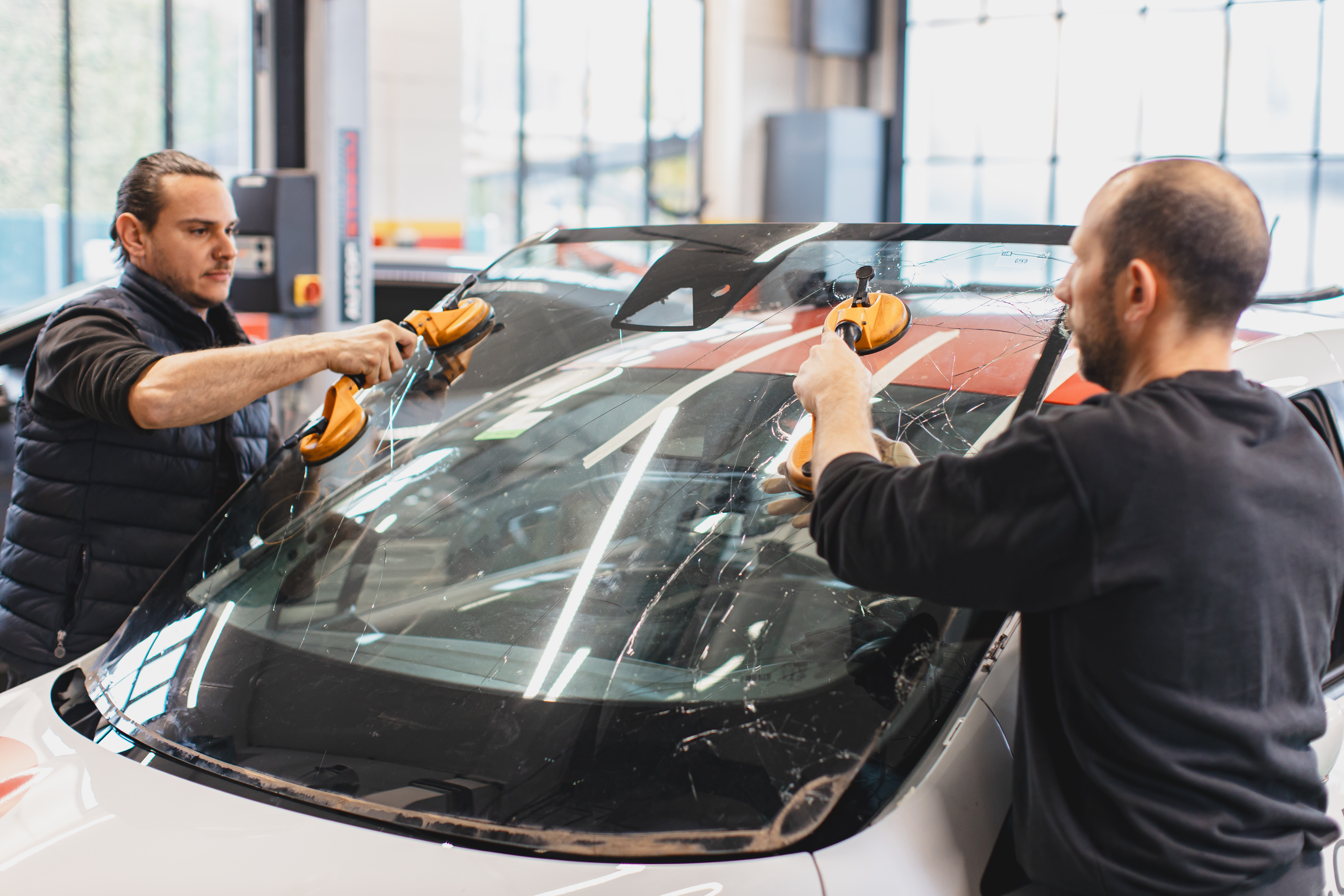 Autoronchetti Sagl - Klicken, um das Panorama Bild vergrössert darzustellen