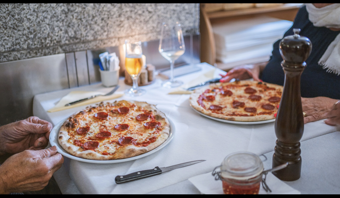 Grotto Reina - Klicken, um das Panorama Bild vergrössert darzustellen
