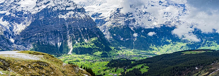 LST Finance Groupe AG | in-die-schweiz.de – click to enlarge the panorama picture