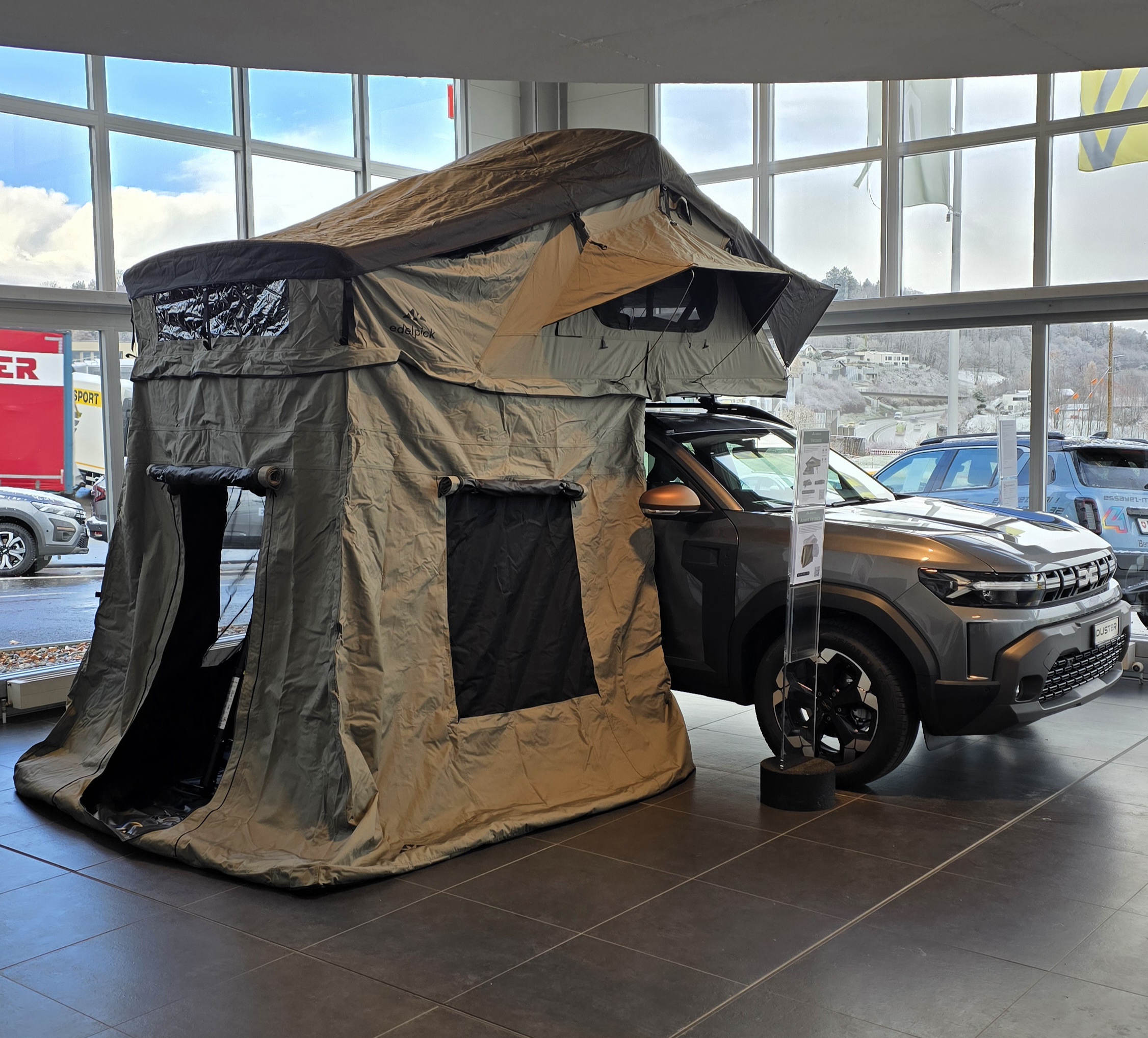 Bertschy Automobiles SA - Klicken, um das Panorama Bild vergrössert darzustellen