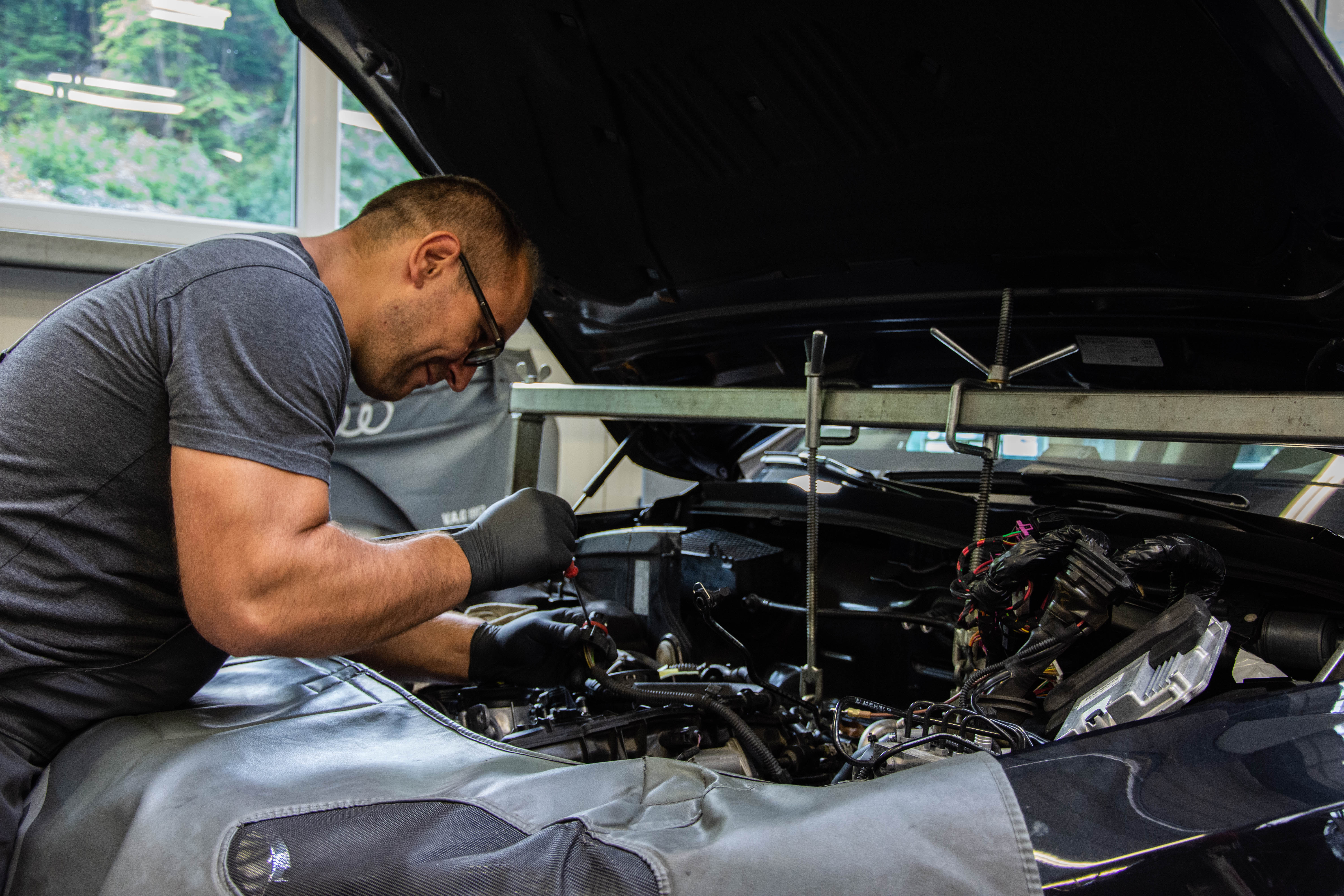 Garage Wenger AG Carrosserie à Matten b. Interlaken Heures d