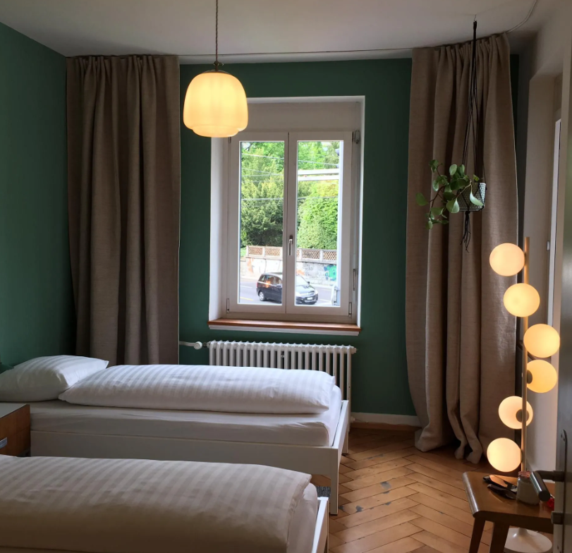 Maler Reto Grassi – cliquer pour agrandir l’image panoramique