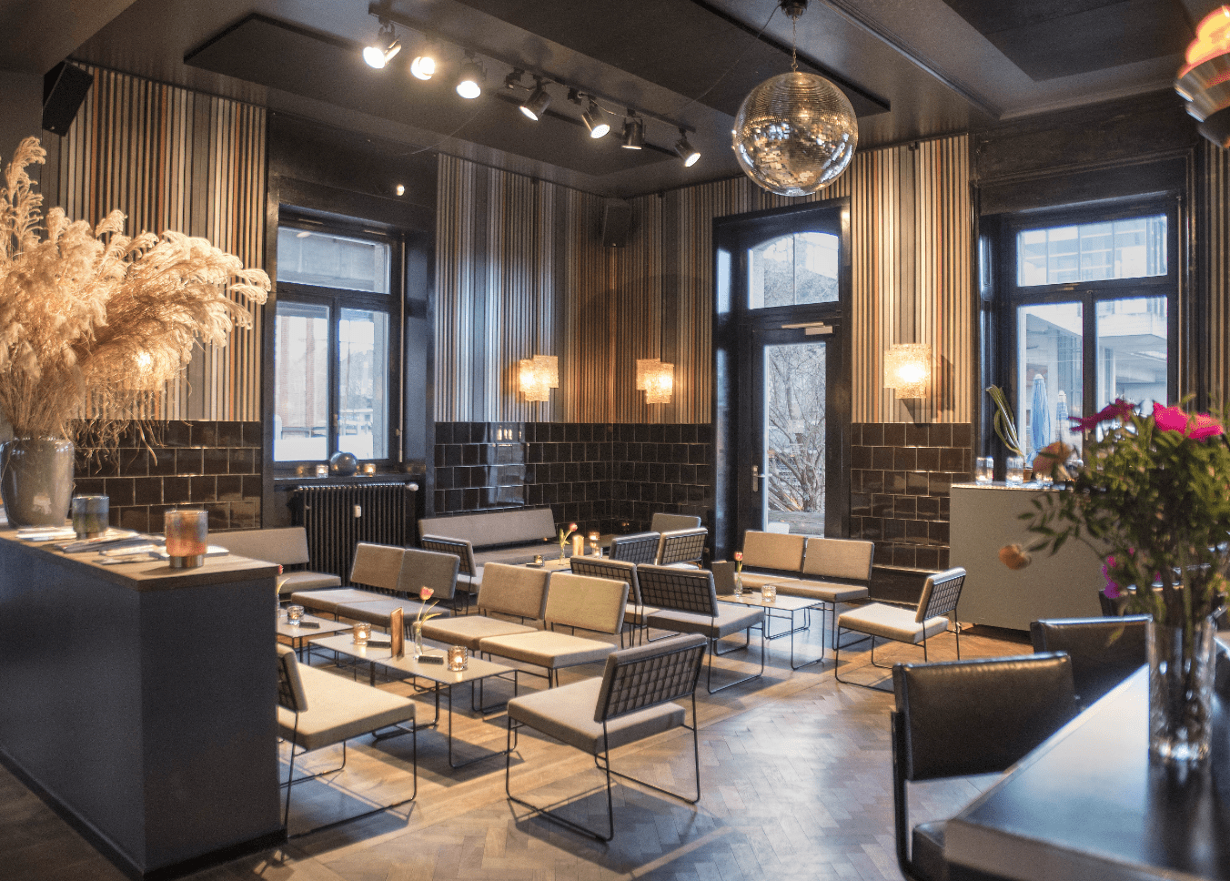 Perron – Brasserie & Bar
