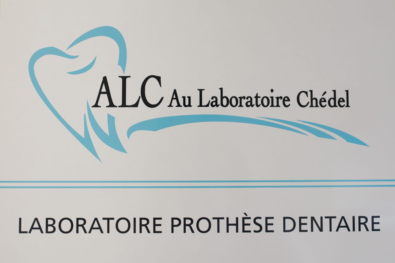 Au Laboratoire Chédel-Logo