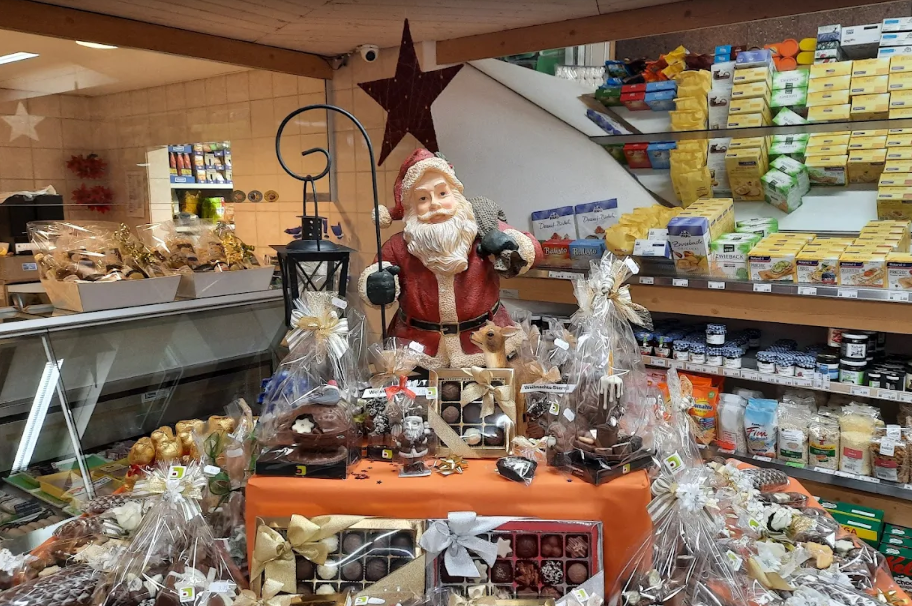 Dorfladen Aedermannsdorf, Inhaberin Maniyam-Logo